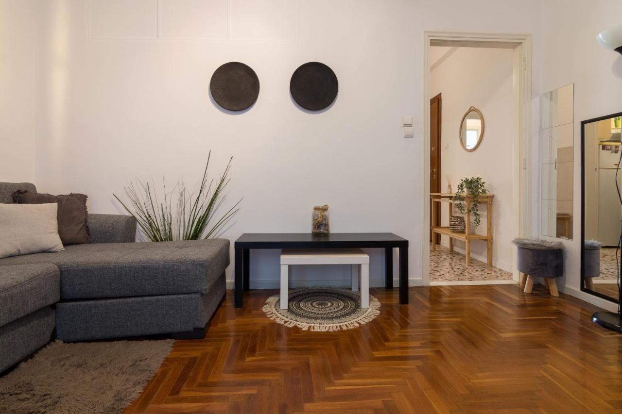 Classic And Modern Apartment In Athens Atenas Exterior foto